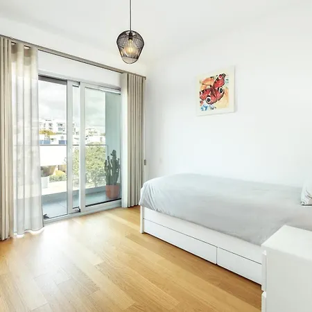 Dream - Pool, Balcony & Bbq