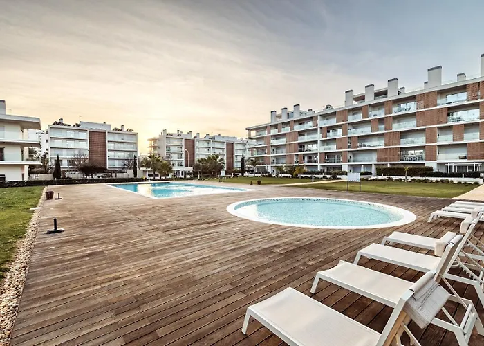 Appartement Dream - Pool, Balcony & Bbq
