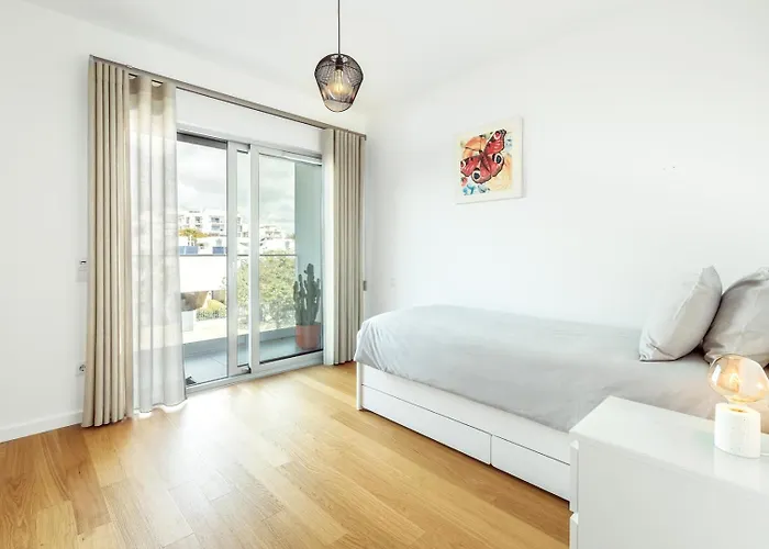 Dream - Pool, Balcony & Bbq