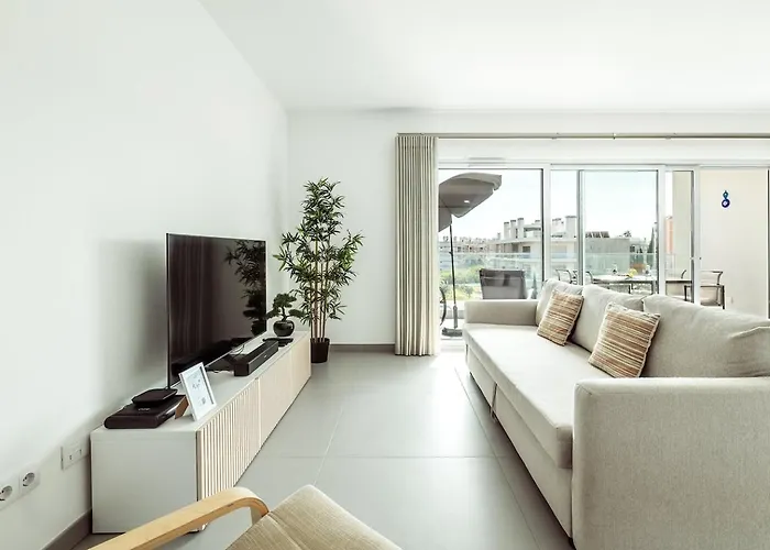 Apartment Dream Pool, Balcony & Bbq