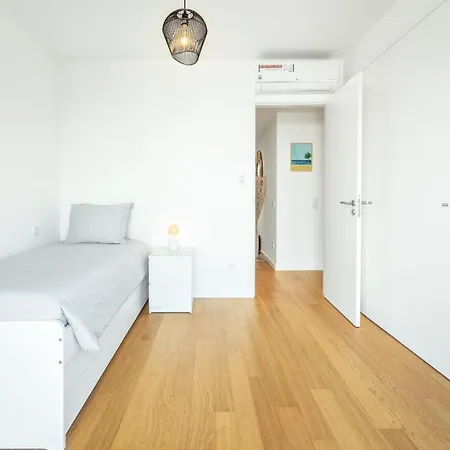 דירה Dream - Pool, Balcony & Bbq