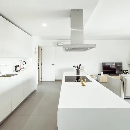 Dream - Pool, Balcony & Bbq דירה אלבופיירה