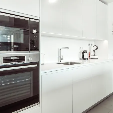 Dream Pool, Balcony & Bbq Apartman *
